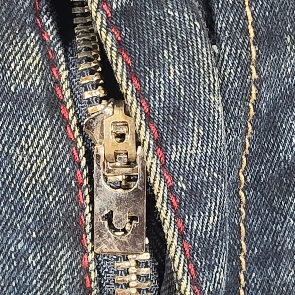 True Religion Jeans Mens 33 Ricky Relaxed‎ Straight Blue Big T Stitch SN Flap